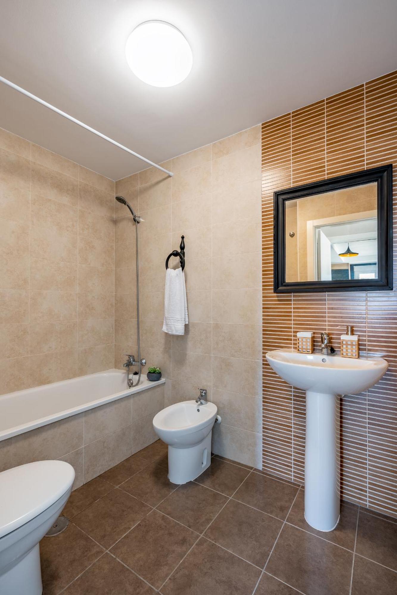 Bonito Apartamento En La Playa Con Piscina Torrenueva (Andalusia) Exterior foto